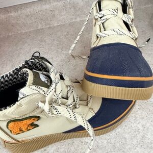 NWT Sorel Out N About Boots - Size 8